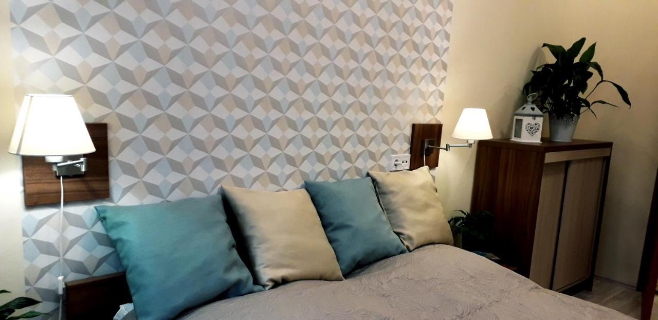 Diana Apartmanhaz Keszthely Exteriör bild
