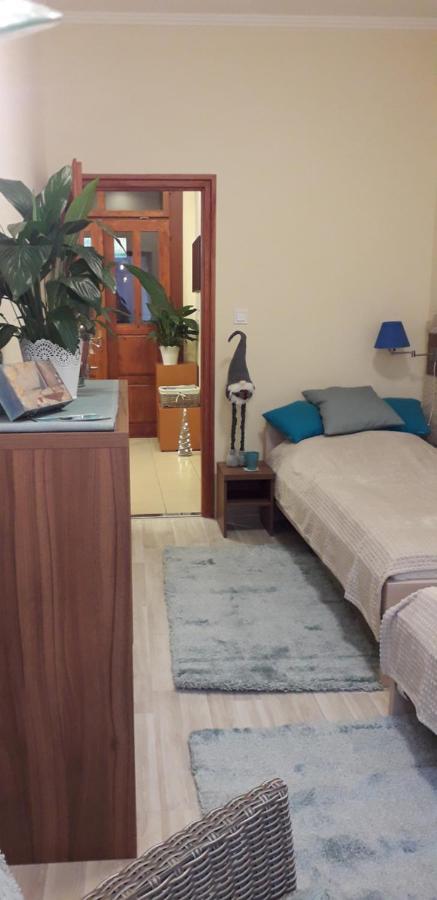 Diana Apartmanhaz Keszthely Exteriör bild
