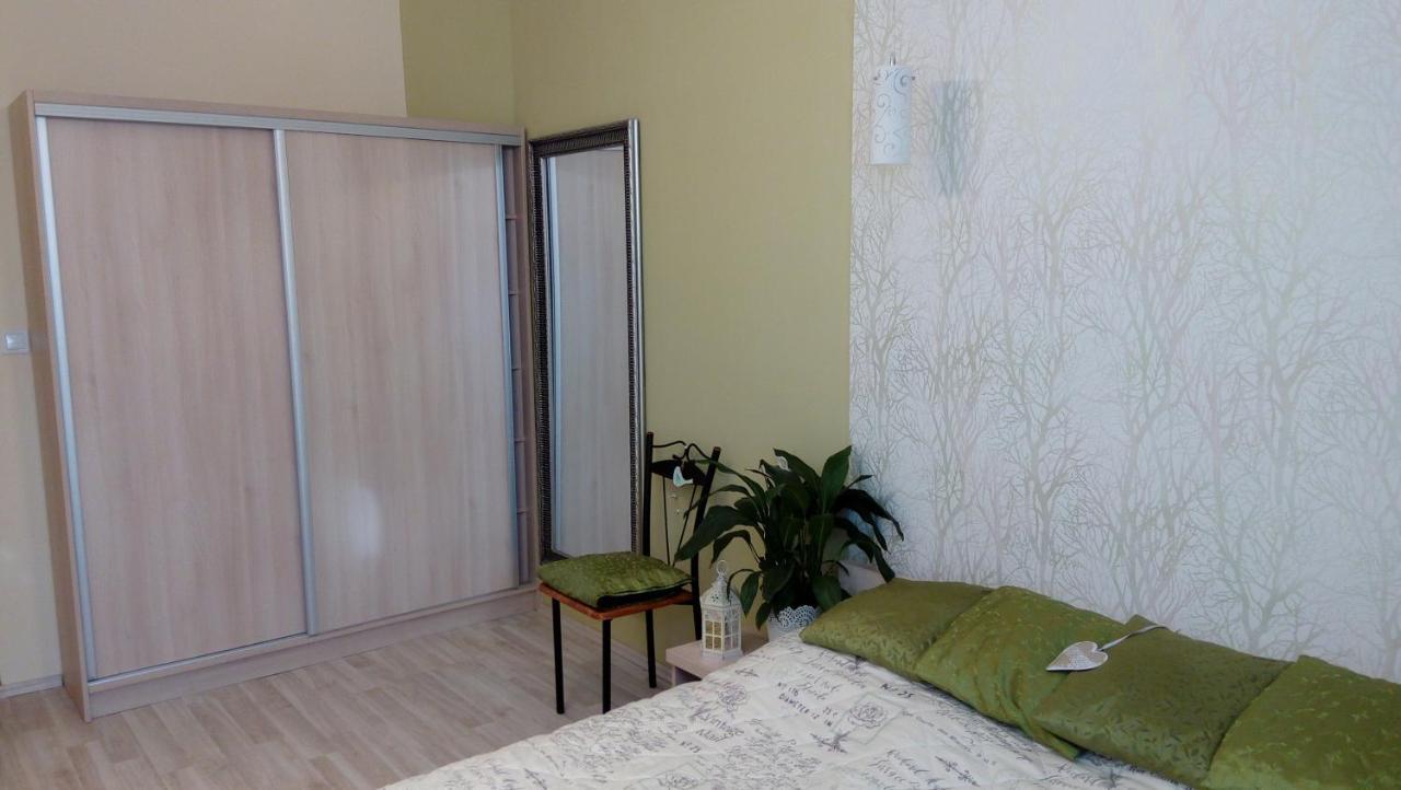Diana Apartmanhaz Keszthely Exteriör bild