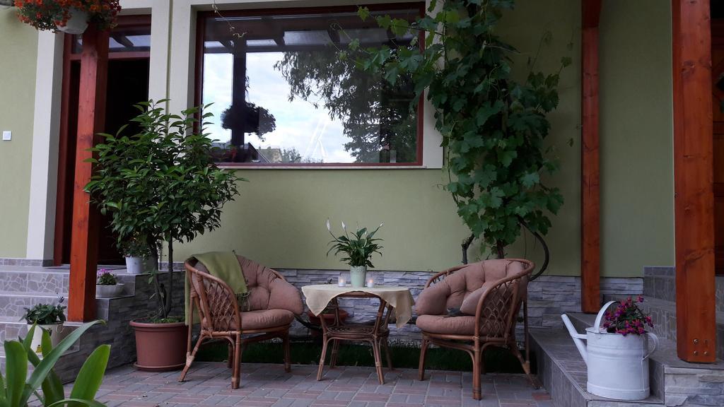 Diana Apartmanhaz Keszthely Exteriör bild