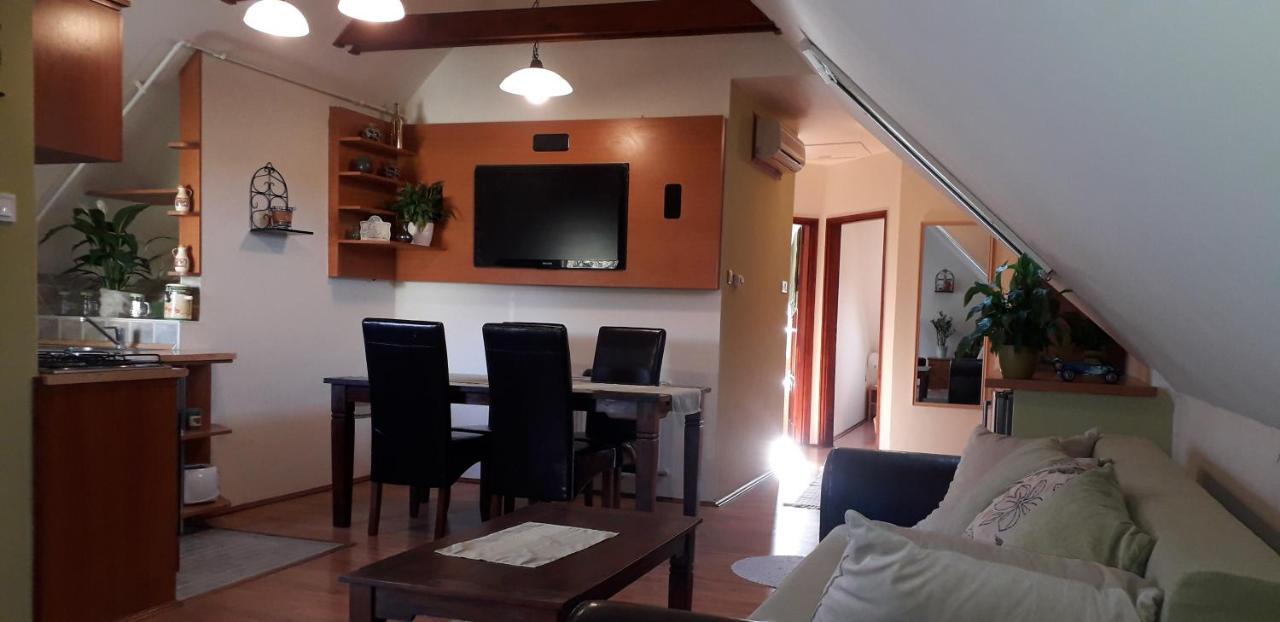 Diana Apartmanhaz Keszthely Exteriör bild